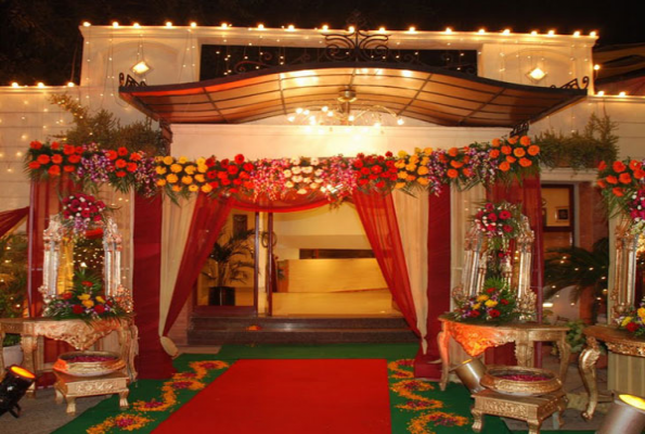 Seven pearl banquet halls janakpuri