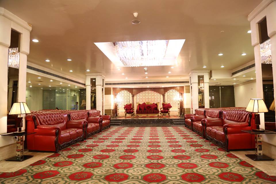 Grand milan banquets