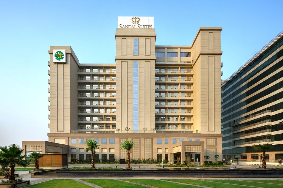 Sandal suites by lemon tree hotels noida