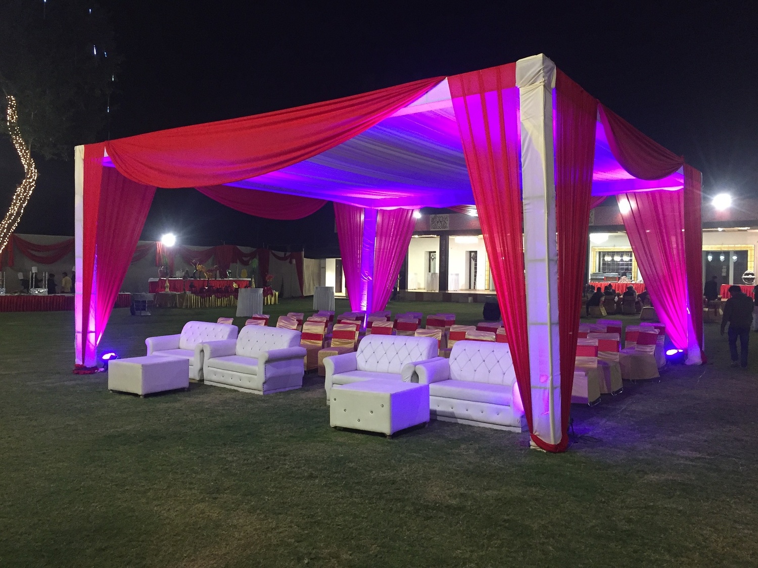 Le foyer banquets gurgaon wedding lawn
