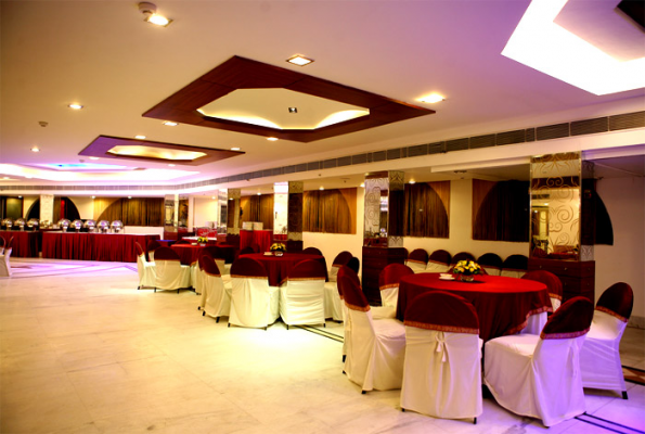 Anubhav banquet vikaspuri