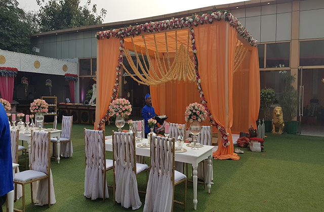 Surya palace dwarka sector 23 party lawn