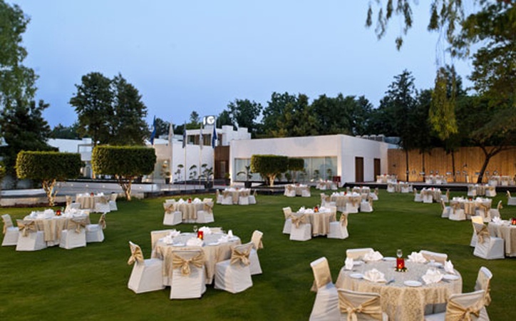 Imperia banquet mg road ghitorni wedding lawn